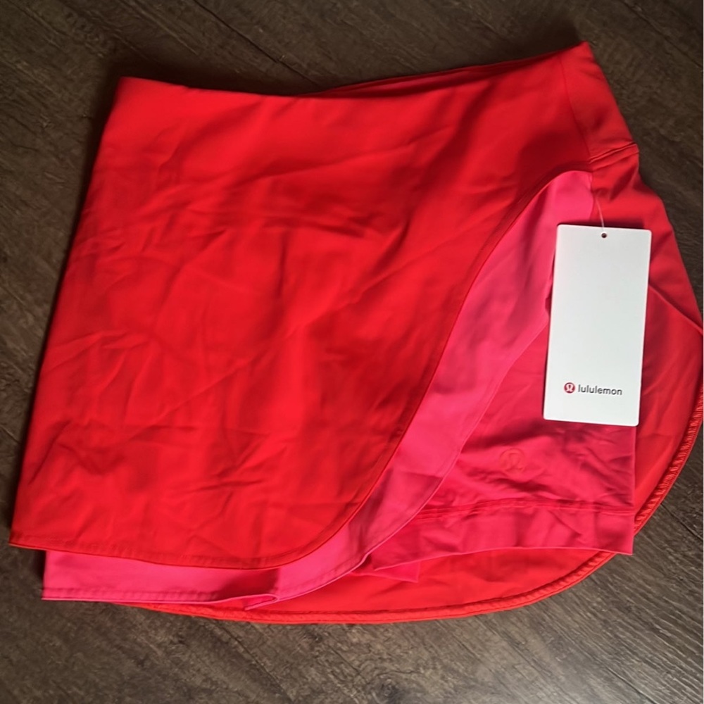Asymmetrical Layered HR Tennis Skirt size 4 red and pink